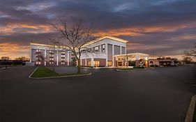 Hampton Inn Toledo South Maumee 3*